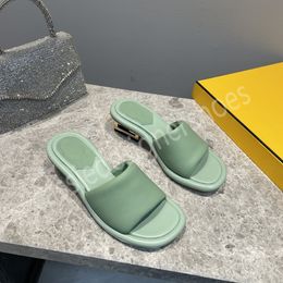 Zapatillas planas de verano para mujer, talla 35-42, zapatillas con cierre de Metal y punta abierta, chanclas de marca para mujer, zapatos informales para caminar para mujer