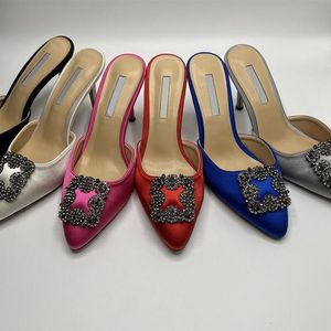 Pantoufles d'été à talons hauts pour femmes, escarpins à boucle en strass, couleur unie, vêtements d'extérieur, pantoufles pour dames, sandales antidérapantes de grande taille 35-42