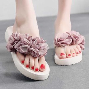 Pantoufles d'été pour femmes dentelle fleur plate antidérapante diapositives mignonnes tongs décontractées sandale femme plage tongs dames chaussures qq709 210625