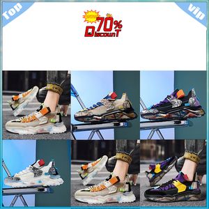 Chaussures de sport souples pour femmes d'été Designer haute dualité Mode Couleur mélangée Semelle épaisse Sports de plein air résistant à l'usure 1 Chaussures de sport renforcées GAI