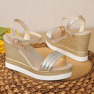 Summer Women Healins Platform High Heels Designer Sandales confortables
