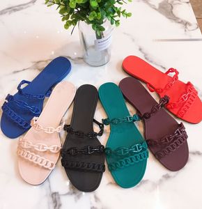 Zomer damespantoffels met drie kettingen varkensneus strand platte sandalen dames pvc plastic jelly schoenen