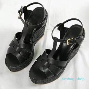 Sandalias de cuña de cuero de tributo de verano para mujer, zapatos de tacón de plataforma para mujer, zapatos de gladiador con suela de alpargata de última moda para mujer 66