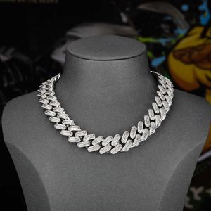Somptuous collier de zircon cubique Hip Hop 18 mm 18 mm Chaîne cubaine Collier Collier Courb Chains Iced Out New Fashion Jewelry Cade