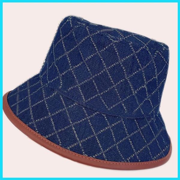 Sun Bucket Hat Mujeres Hombres Sombreros Nuevos Lujos Diseñadores Sombreros Mens Bonnet Beanie Sun Hat Cap Material de lona equipado gorras de sombrero de camionero 21273F