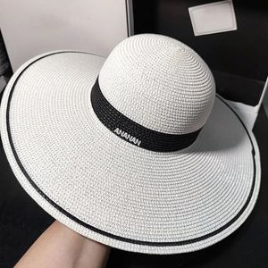 Sun chapeaux Caps Designer Womens Sunshade Paille à la pliable seau de vacances de plage d'été ATS grande casquette à bord