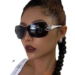 Gafas de sol 2000S Gradiente Gafas de sol de gran tamaño Rectángulo Lente de corte Damas Grande Cuadrado Y2K Estilo Mujeres Eyewearh8xp