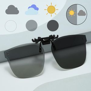 Lunettes de soleil 2022 miroir Flip Up Clip sur polarisés hommes Clips lunettes de soleil pochromiques lunettes de conduite lentille de Vision nocturne