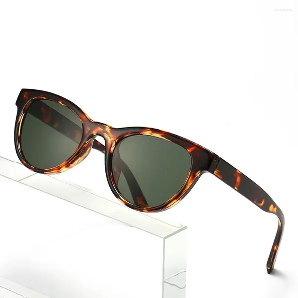 Gafas de sol 2023 Ojo de gato Mujeres Marco de leopardo Retro Cateye Verano Jasper Lente verde Vintage Mujer Pequeñas gafas de sol