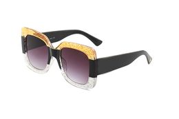 Gafas de sol 2023 de lujo cuadrado grande de las mujeres de la marca de diseñador Retro claro Gafas de sol para mujer de gran tamaño negro tonos Oculos UV400 Gafas Para el sol de mujer