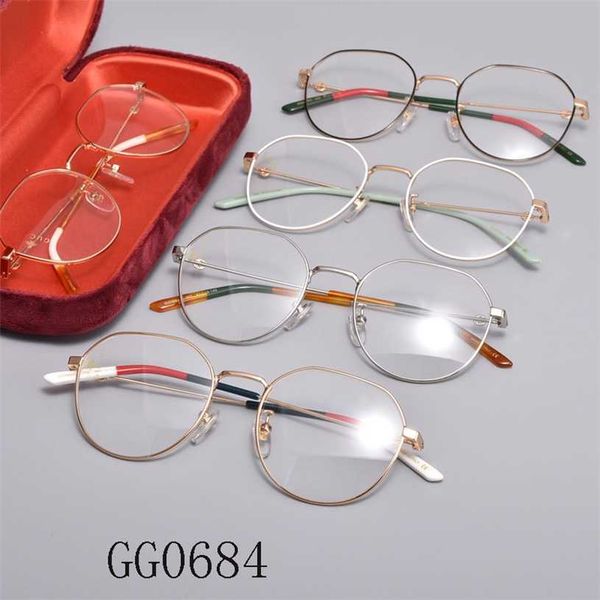 Lunettes de soleil 2023 Nouvelle famille de haute qualité GG0684 Métal Small Round Myopia Frame Live Broadcast Flat Glasses Shenzhen