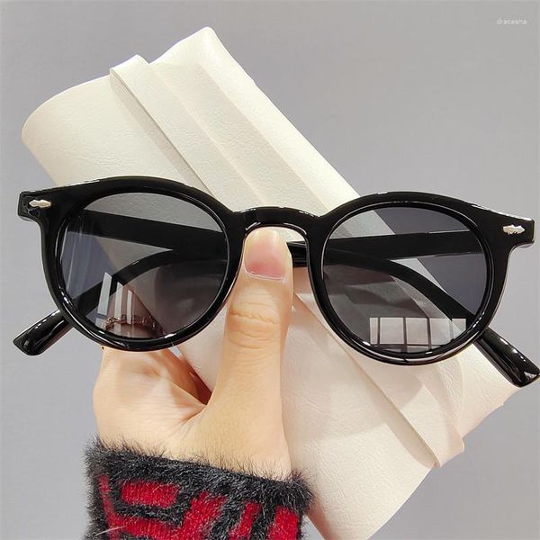 Gafas de sol 2023 redondas para hombre y mujer, montura clásica, diseñador de marca de moda, gafas de sol negras para conducir, gafas de sol para mujer