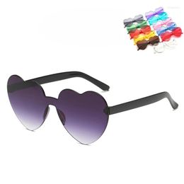 Lunettes de soleil 2023 femmes mode couleurs coeur forme teinté fête filles Vintage UV400 sans monture femme lunettes de soleil