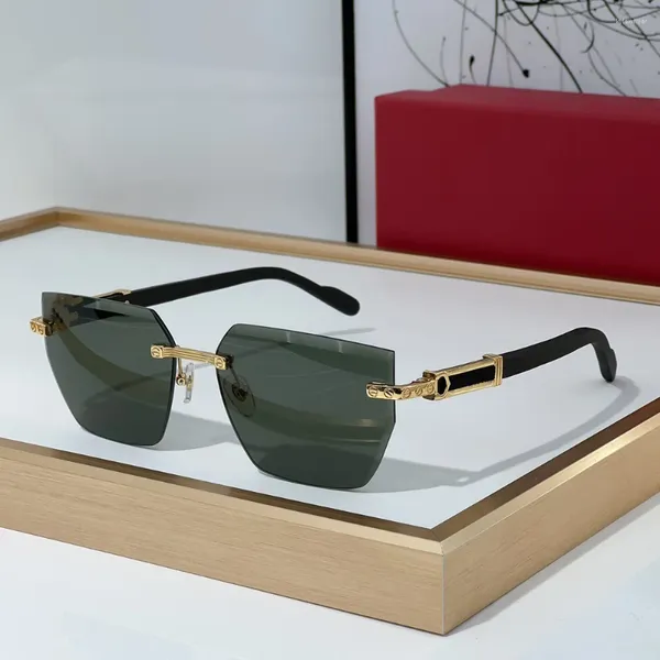 Lunettes de soleil 2024 Designer des lunettes de lunettes masculines classiques de haute qualité pour hommes et femmes Fête de plage