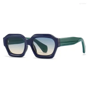 Zonnebrillen 2024 Luxe oversized man Brandontwerper Sun Glasses voor vrouw Fashion gradient Square Shades