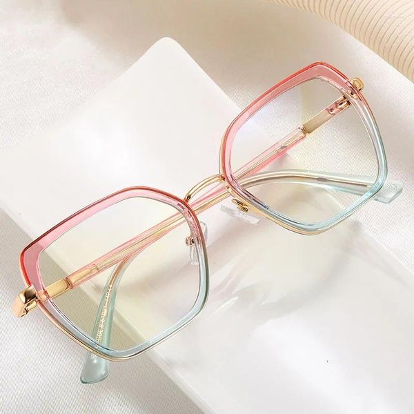 Lunettes de soleil 2024 Bague en métal Anti Blue Light Eye Cadre Mode Femme TR90 Bicolor Optique Miroir Confortable Printemps Pied Prescription