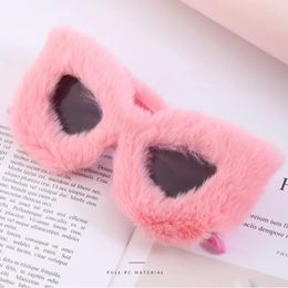 Zonnebril Collectie Roze Cat-Eye Pluche Voor Vrouwen Vintage Oversized Cat Eye Decoratieve Bril Winter Thermische Pluizige Brillen