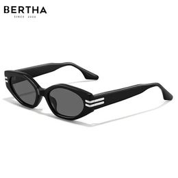 Zonnebrillen Bertha anti-blauw lichte dunne gezichtsogen bril Gepatchte mate van bijziendheid bril met zwart frame verkleuring geavanceerd sense girls J240508