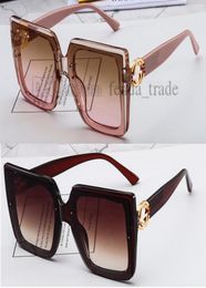 Lunettes de soleil Big Taille Luxe Gafas Sol 4 couleurs Femmes Fashion Street Noir Marron Rose couleur Vintage Cat Eye Marque Designer Oculos De8807451