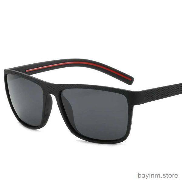 Lunettes de soleil Lunettes de soleil polarisées pour hommes Oculos de Sol Mens Mens Fashion Square conduisant des lunettes de voyage Verre de soleil