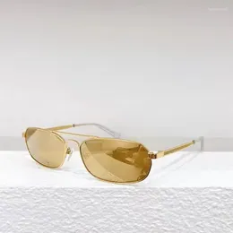 Zonnebril Merk Vintage Kleine Rechthoekige Vrouwen Luxe Designer Gouden Spiegel Lens Retro Zwarte Onregelmatige Zonnebril Vrouwelijke Schaduw