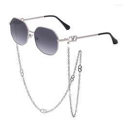 Zonnebril Ketting 2023 Vrouwelijke High-end Mode Ronde Metalen Frames Bril Trendy Nieuwste Stijl Ultraviolet Proof UV400