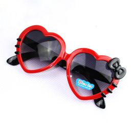 Gafas de sol Niños Niños Moda En forma de corazón Lindo UV400 Marco de diseñador Gafas Bebé Niñas Gafas de solGafas de sol