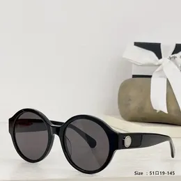 Plaque circulaire des lunettes de soleil avec des lentilles à haute définition en trois dimensions à la mode et à la mode