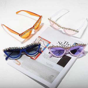 Sonnenbrille Kristall Diamant Cat Eye Frauen Marke Designer Mode Shades Schwarz Rot Rahmen Persönlichkeit Bling Brillen