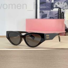 Lunettes de soleil designer lunettes de soleil oeil de chat mui femmes lunettes funky luxe discret style américain tortue coquille nuances lunettes XG53