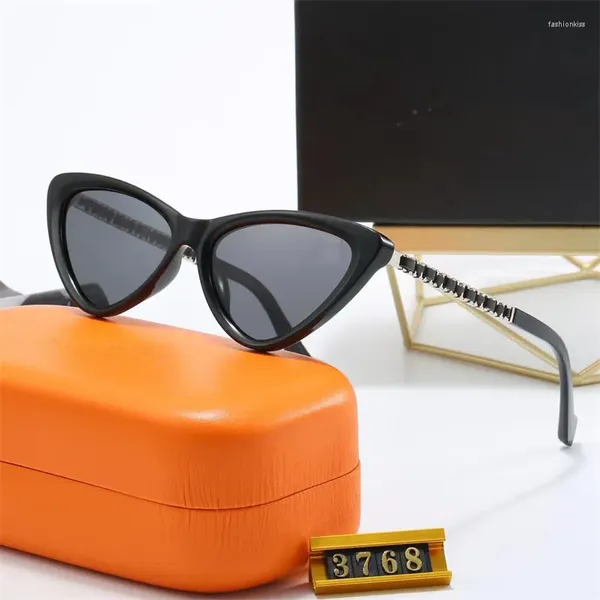 Gafas de sol Diseñador para hombres Mujeres Sunmmer Beach Classic Brand Fashion UV400 Goggle Retro Frame Travel Factory Store