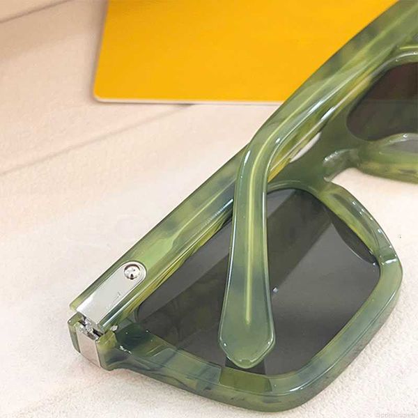 Gafas de sol Diseñador Ocio Moda para hombre y para mujer Gafas de sol redondas cuadradas exclusivas Patillas con montura de acetato con etiqueta de metal y firma Z1974U para playa de vacaciones