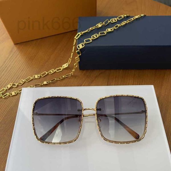 Lunettes de soleil Designer New Face Show Box Premium Metal Style Women's Fashion Collier Polyvalent Concave TUC5