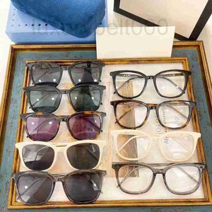 Designer de lunettes de soleil Nouvelles lunettes de soleil à la mode de personnalité de célébrité sur Internet, style incrusté japonais et coréen polyvalent pour hommes, monture de lunettes pour femmes QXXR