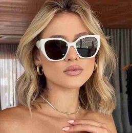 Lunettes de soleil Designer Pujia Cat Eye pour femmes 2024 Nouvelles lunettes avec forme concave, visage rond carré résistant aux UV, yeux de soleil amincissants NHTI