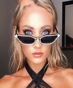 Gafas de sol Diamond Cat Eye Women 2021 Diseñador Marco de cristal Gafas de diamantes de diario gafas Vintage Oculos6997449