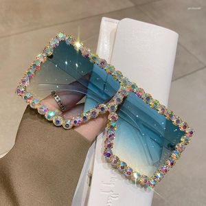 Lunettes de soleil Diamond à encadré Femmes Cool personnalisées et UV UV400 Réfractant la lumière nocive