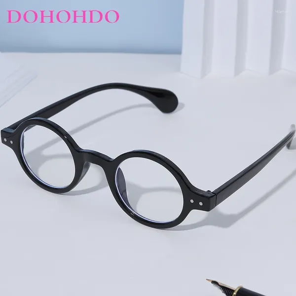 Lunettes de soleil Dohohdo Fashion Fashion Ovale Small Frame Eyeglass Casual Retro Retro Rivet Flat Men Anti Blue Light Computer Lunets