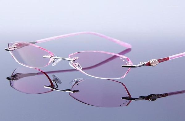 Lunettes de soleil Femmes élégantes Lunettes de lecture sans montée en ramiement pour lunettes roses Hyperopie sans cadre pour lire Optic Presbyopic EY5379072