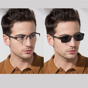 Gafas de sol Evove Pochromic Men Myopia Gafas para conducir Transition Chameleon Change To Grey Anti Polar Reflection1