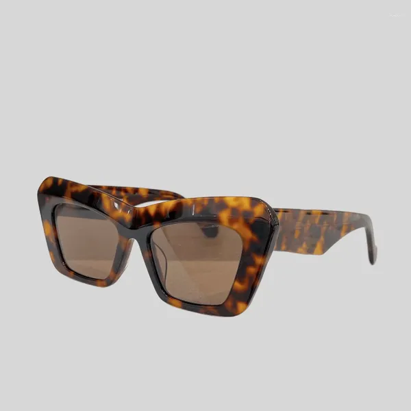 Lunettes de soleil Fashion 400361 Network Celebrity Blog Noir Design Rétro Oeil de Chat Léopard Cadre Carré Femmes Hommes