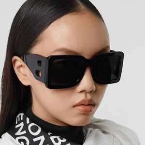 Zonnebril Mode Grote Vierkante Vrouwen Stijl Gradiënt Trendy Rijden Retro Brand Design Zonnebril Vrouwelijke UV400Sunglasses