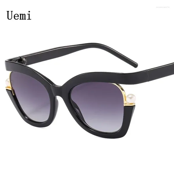 Lunettes de soleil Fashion Black Cat Eye for Women Men Luxury Luxury Vintage Perle Decoration Sun Glasses Retro Shades UV400 Eyeglass