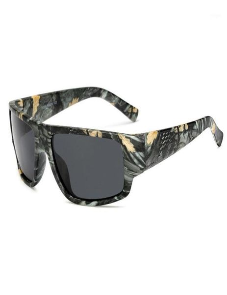 Gafas de sol de moda Camo polarizadas hombres gafas de sol de conducción cuadradas de alta calidad visión nocturna Gafas masculinas UV400 Eyewear7429389