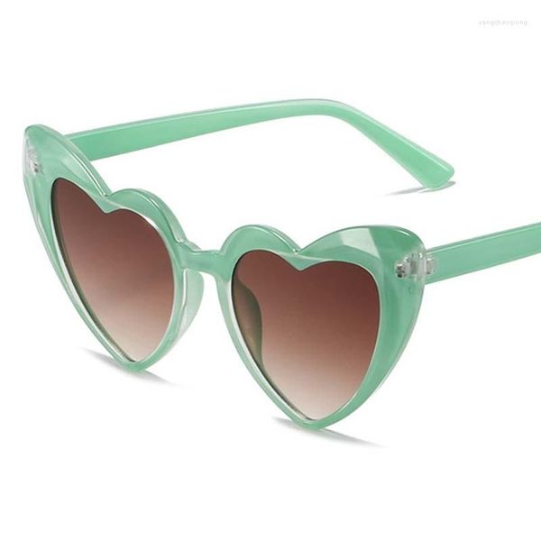 Lunettes de soleil mode oeil de chat femmes Vintage marque concepteur lunettes de soleil femme coeur gelée couleur extérieur miroir