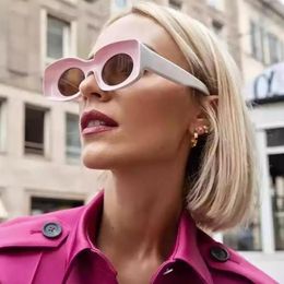 Lunettes de soleil Fashion Cool Steampunk Square Unisexe Brand Trendy Brand Designer OVAL LOVES Y2K Vintage Drive Eyewear UV400206M