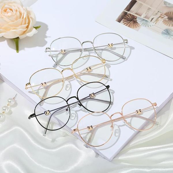 Lunettes de soleil mode mignon rétro anti lumière bleue lunettes panda lunettes décoratives cadre en métal confortable lunettes transparentes pour les femmes
