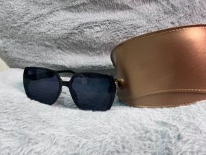 Lunettes de soleil créatrice de mode G Series Unisexe Luxury Luxury Sunglasses G275840