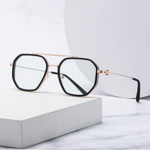 Gafas de sol a la moda de Japón, montura de gafas de Metal ligero Anti-azul, lentes transparentes, gafas para mujeres, hombres falsos, marco óptico Irregular