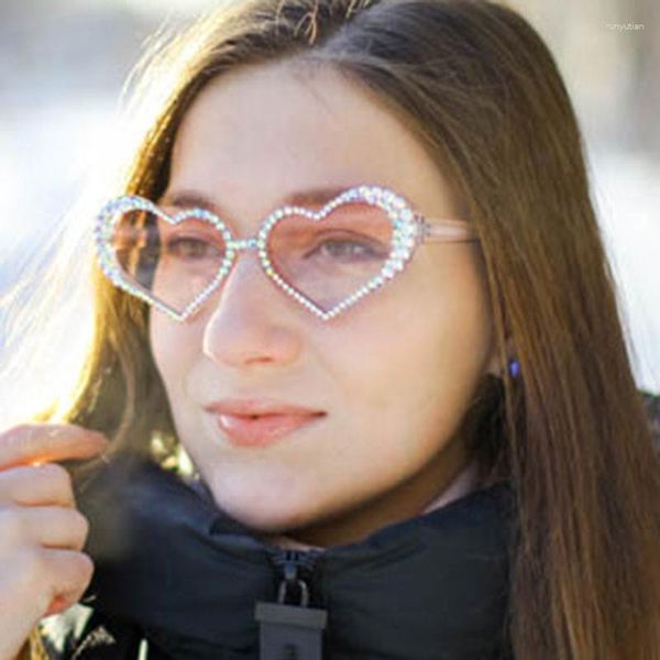 Gafas de sol Moda Amor Corazón Diamante Mujeres Personalidad Diseñador Gafas de sol Gafas de ojo de gato UV400 Gafas